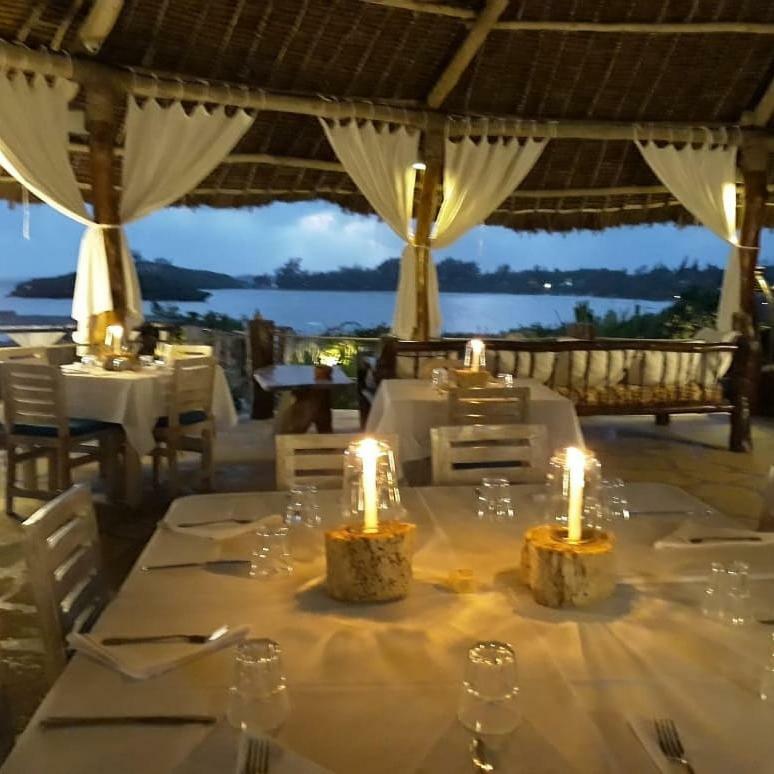 Sunset Beach Resort Watamu Bagian luar foto