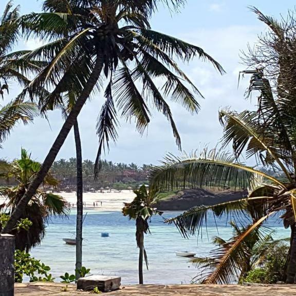 Sunset Beach Resort Watamu Bagian luar foto